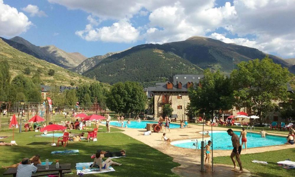 Residencial La Solana Hotel Vall de Boí Buitenkant foto